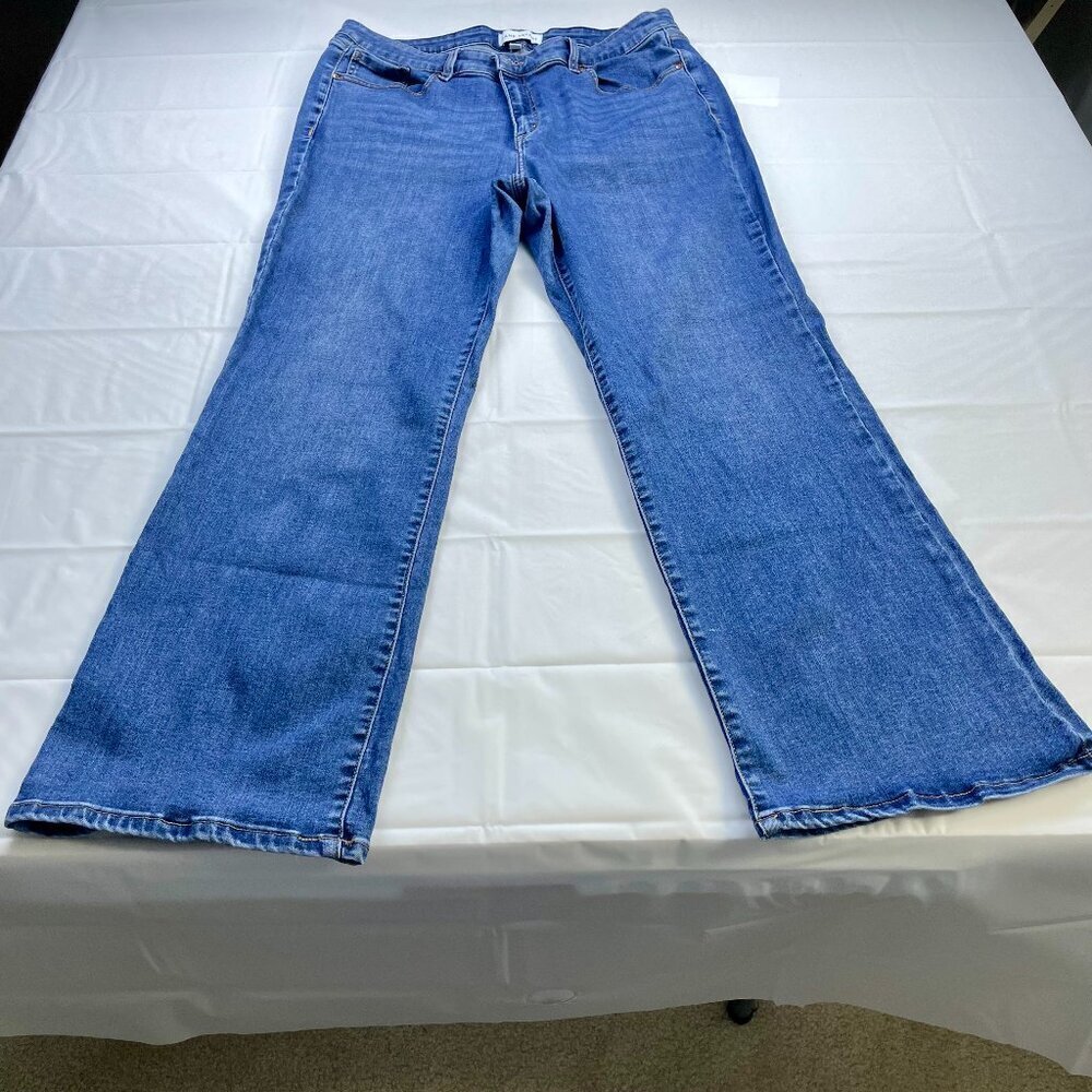 Lane Bryant Women's Mid-rise Denim Size 18